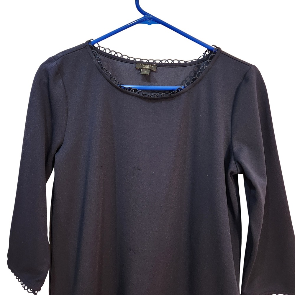 Ann Taylor Factory Top Navy Blouse 3/4 Sleeve Lace Trim Petite M